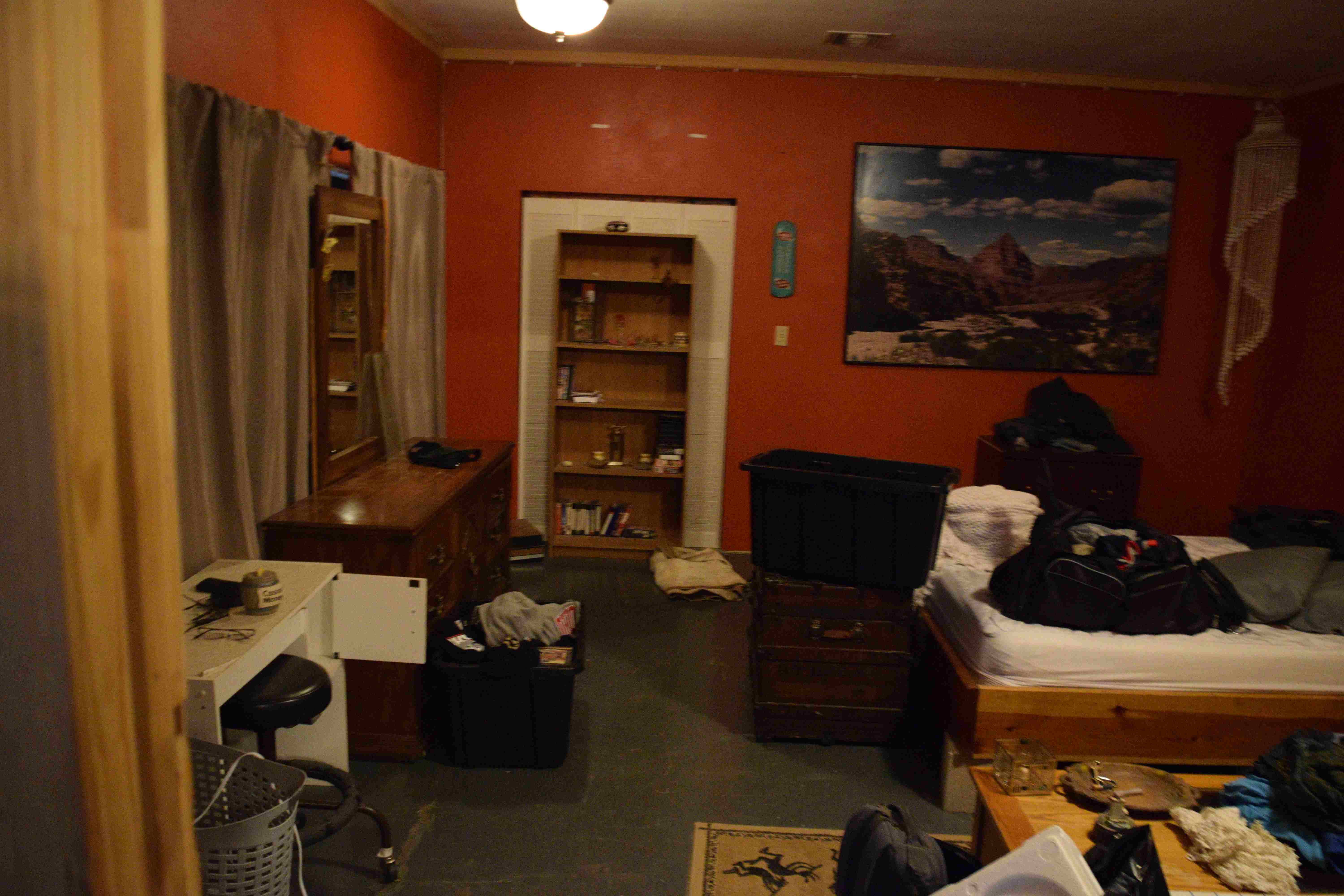 Before cleanout - Historic Route 66 building in Truxton, Arizona - Photo 5