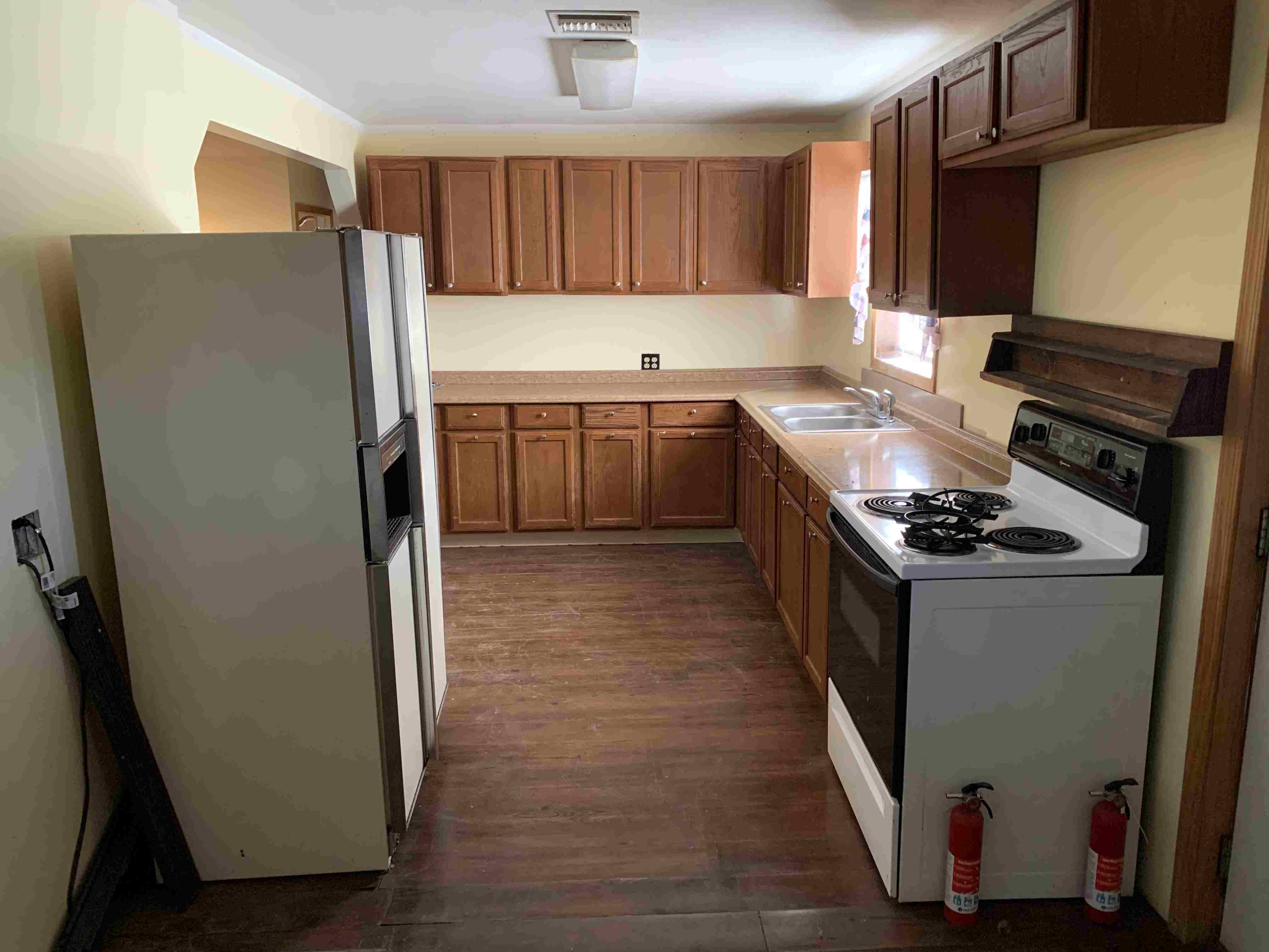 After cleanout - Historic Route 66 building completely cleared - Photo 4