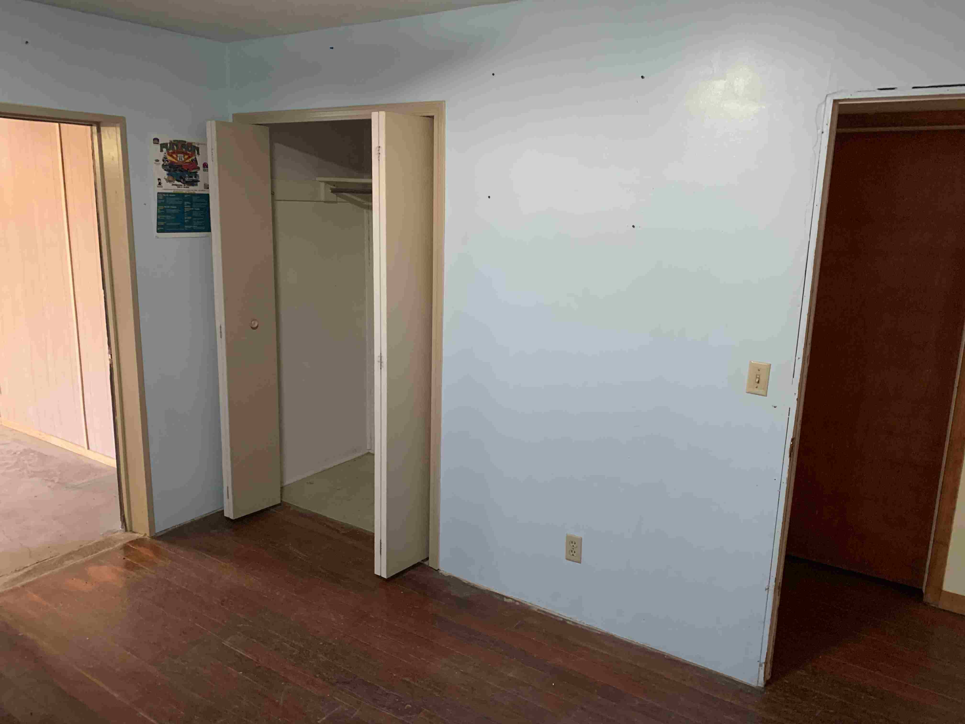 After cleanout - Historic Route 66 building completely cleared - Photo 21